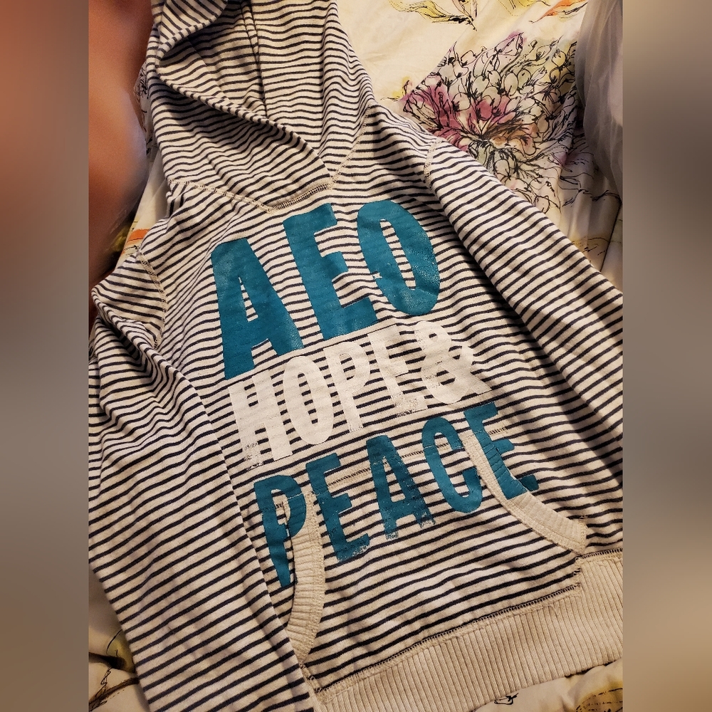 American eagle, striped hoodie, size L,hope, peace, comfy hoodie,womans